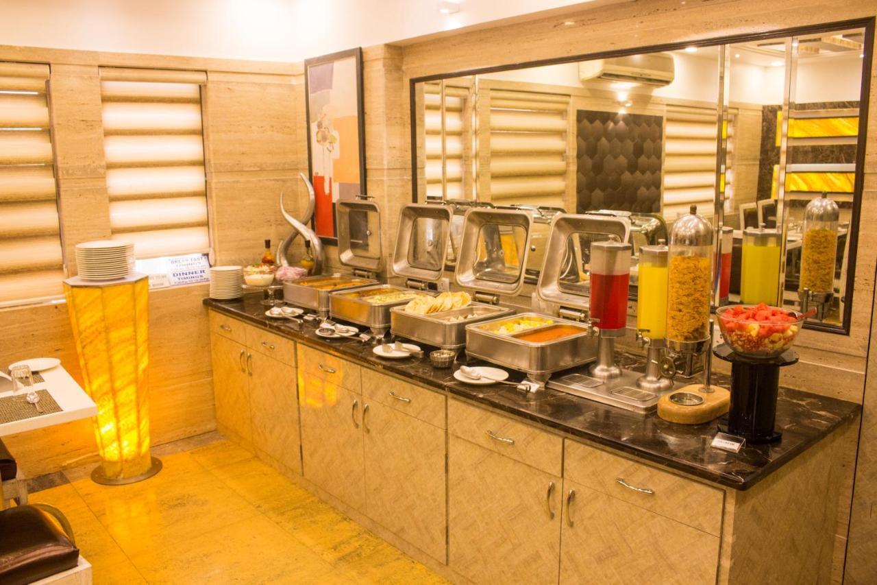 Jyoti Dwelling Hotel Mumbai Exterior photo