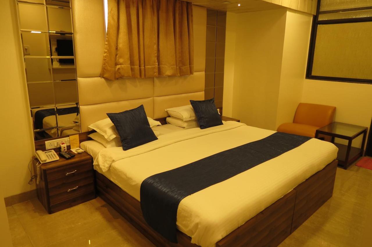 Jyoti Dwelling Hotel Mumbai Exterior photo