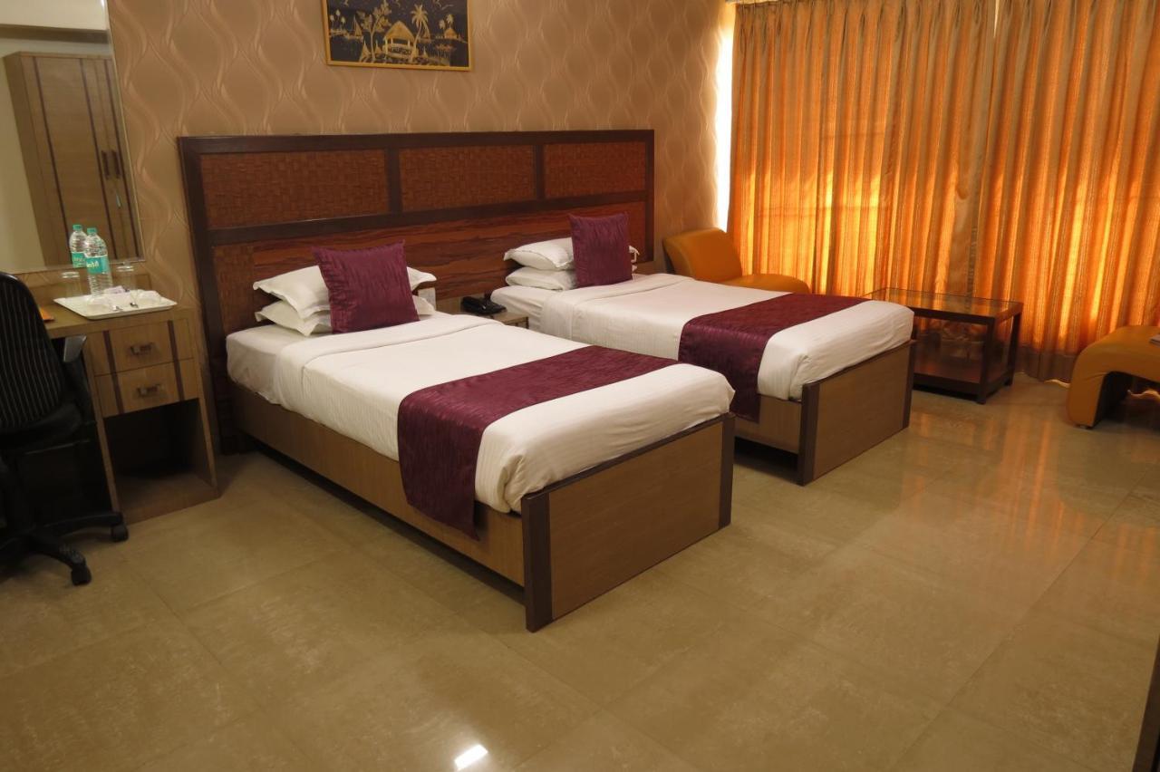Jyoti Dwelling Hotel Mumbai Exterior photo